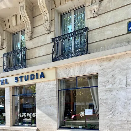 Studia מלון *